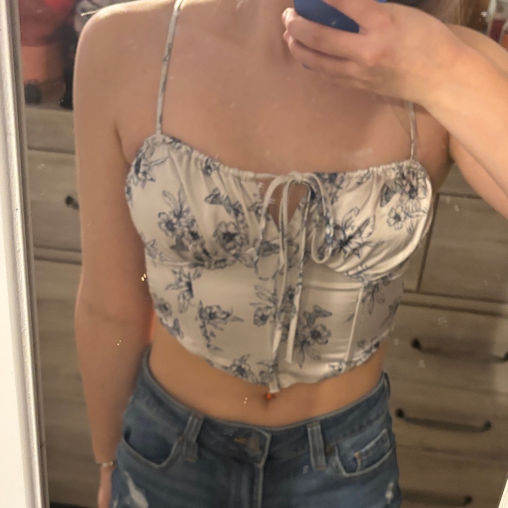 La Hearts Blue and Cream Floral Crop Top